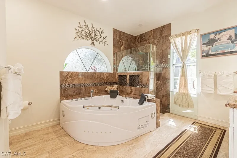 740 31st Street SW, Naples, Florida, United States. - Photo 33