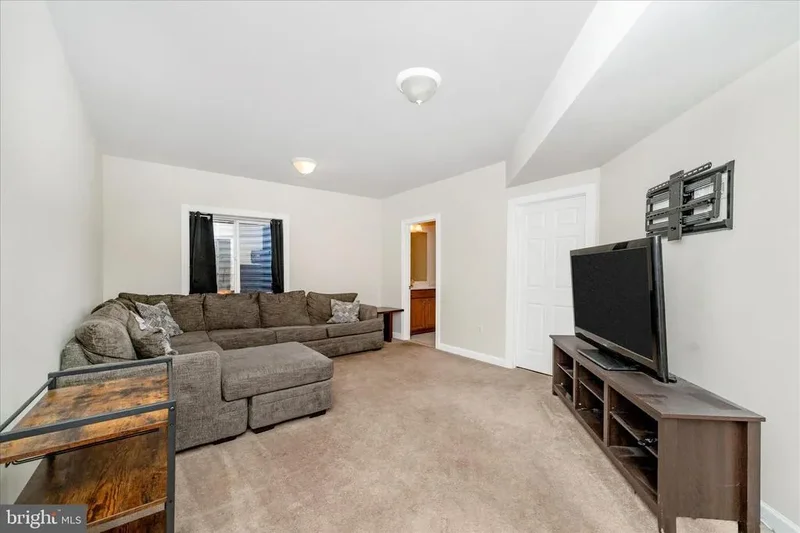 15845 EAGLE FEATHER DR DRIVE, WOODBRIDGE, VA 22191, Woodbridge, Virginia, United States. - Photo 57