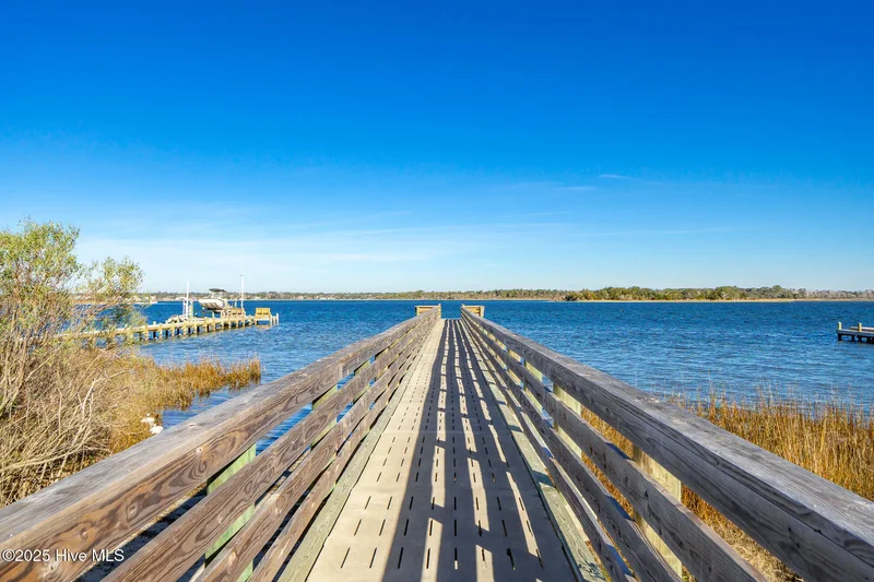 119 Indigo Drive, Emerald Isle, NC 28594, Emerald Isle, North Carolina, United States. - Photo 16