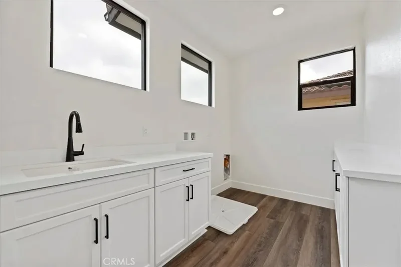 943 N Avenue 66, Los Angeles, California, United States. - Photo 25