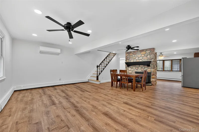 7 Lowland Road, Levittown, NY 11756, Levittown, New York, United States. - Photo 4