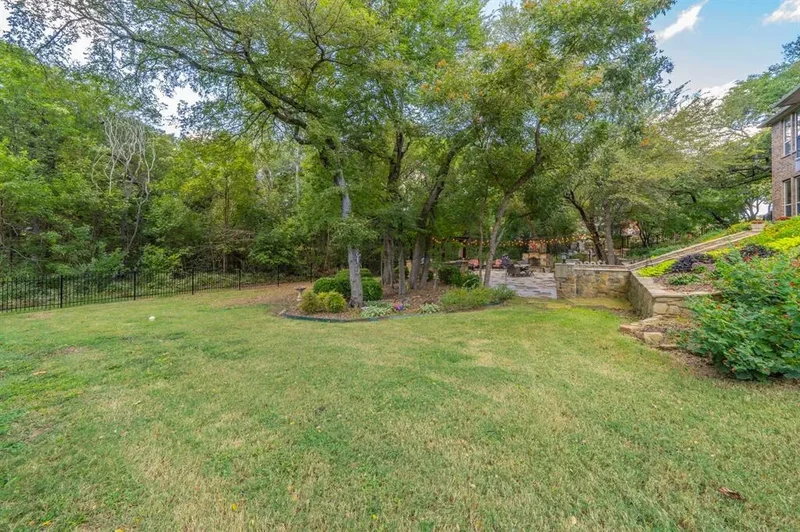 1811 Magic Valley Lane, Cedar Hill, TX 75104, Cedar Hill, Texas, United States. - Photo 33