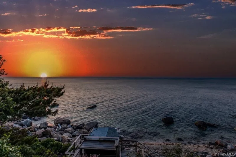 2100 Sound Drive, Greenport West, New York, United States. - Photo 42