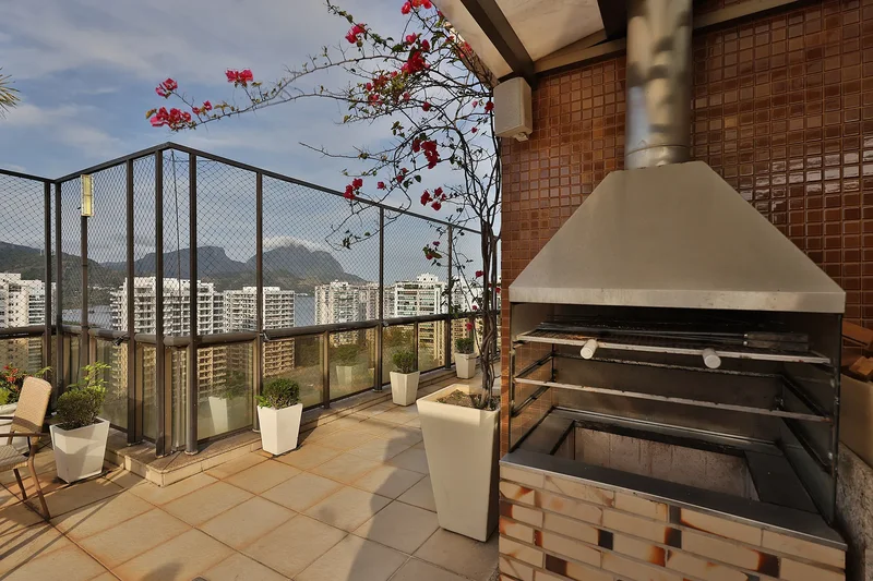 Duplex Penthouse In Península