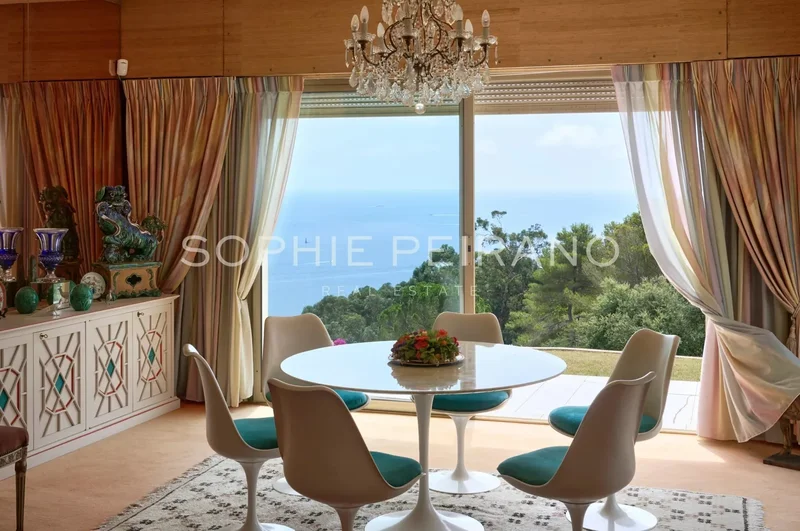 Cannes, Provence-Alpes-Côte d'Azur, France. - Photo 2