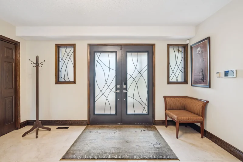 1702 Carrington Road, Mississauga, ON L5M 2K2, Mississauga, Ontario, Canada. - Photo 2