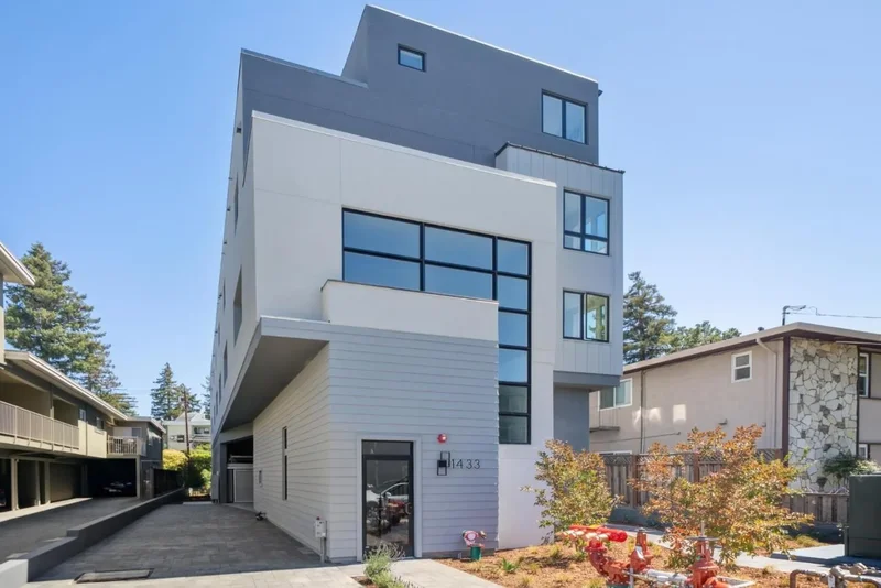 1433 Floribunda Avenue, Burlingame, California, United States. - Photo 19