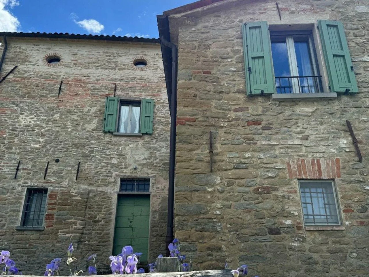 Exterior photo 10