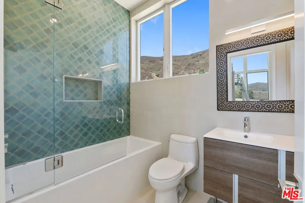 34067 Mulholland Highway, Malibu, California, United States. - Photo 49