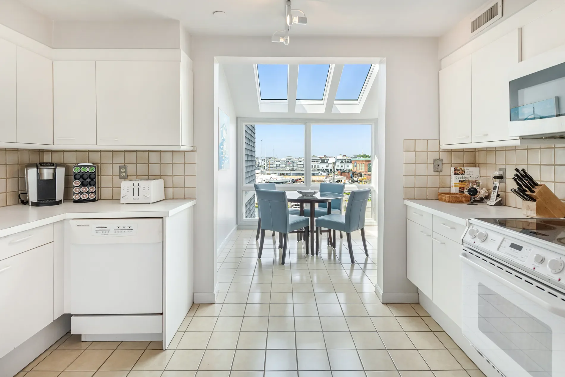 31 Coddington Landing #24, Newport, RI 02840, Newport, Rhode Island, United States. - Photo 29