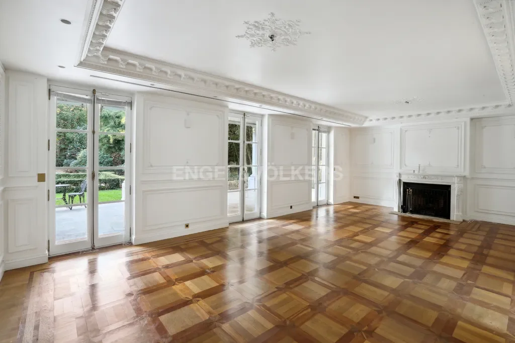Gallery photo 11