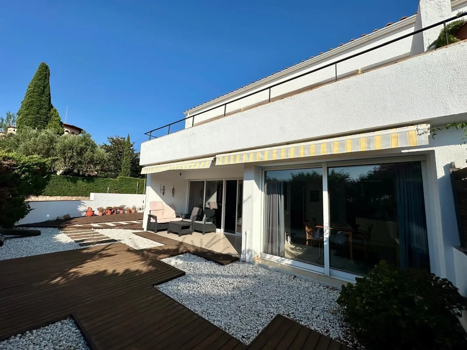 Gallery photo 4