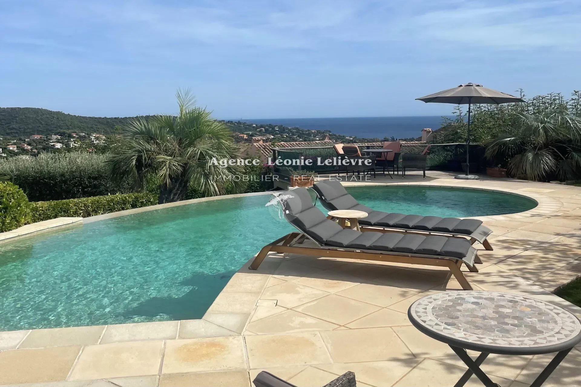 Roquebrune-sur-Argens, Provence-Alpes-Côte d'Azur, France. - Photo 6