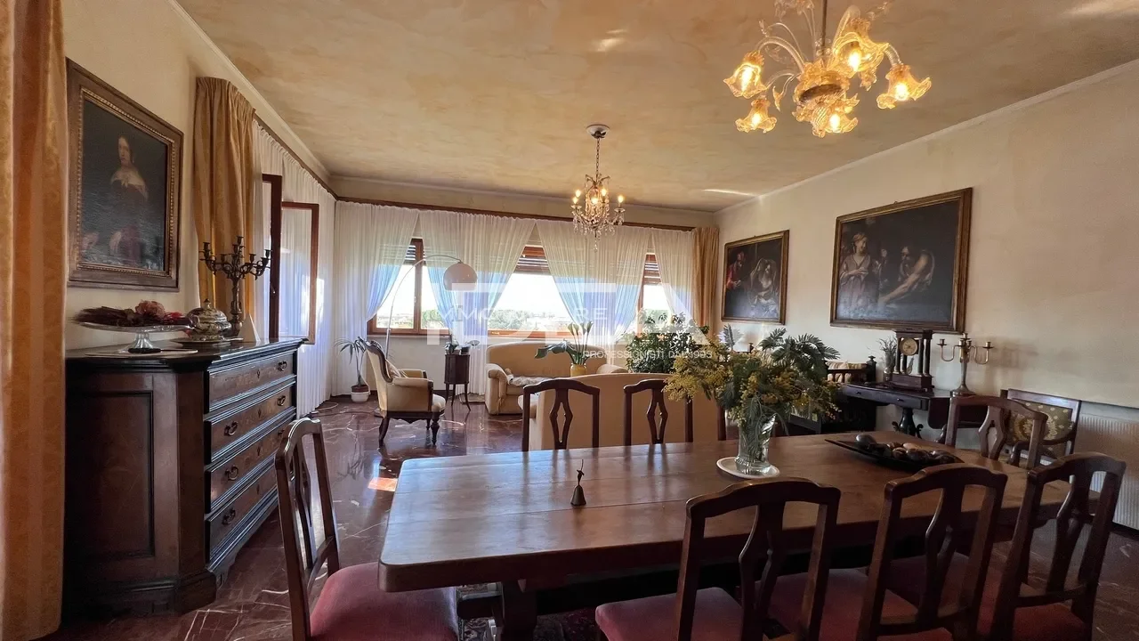 Gallery photo 5