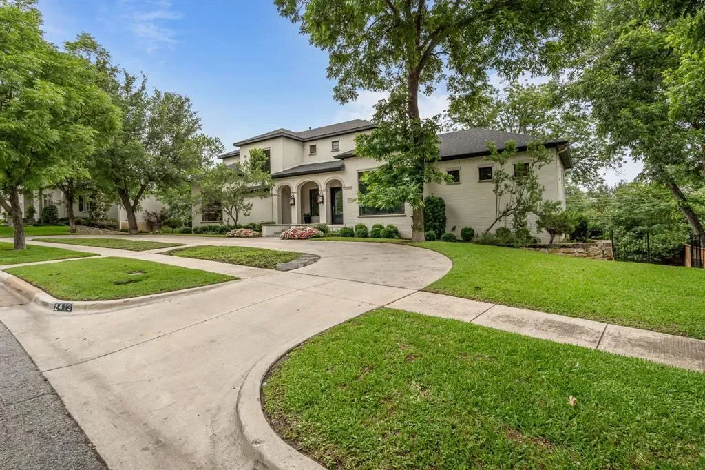 2413 Lofton Terrace, Fort Worth, Texas, United States. - Photo 30
