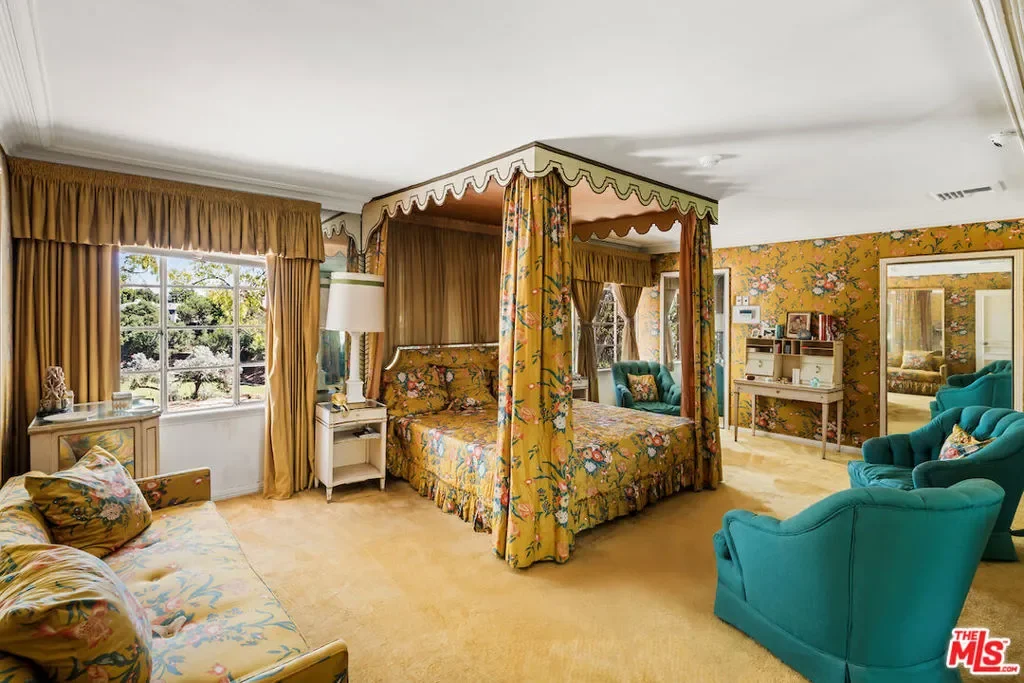 10934 Bellagio Road, Los Angeles, California, United States. - Photo 27