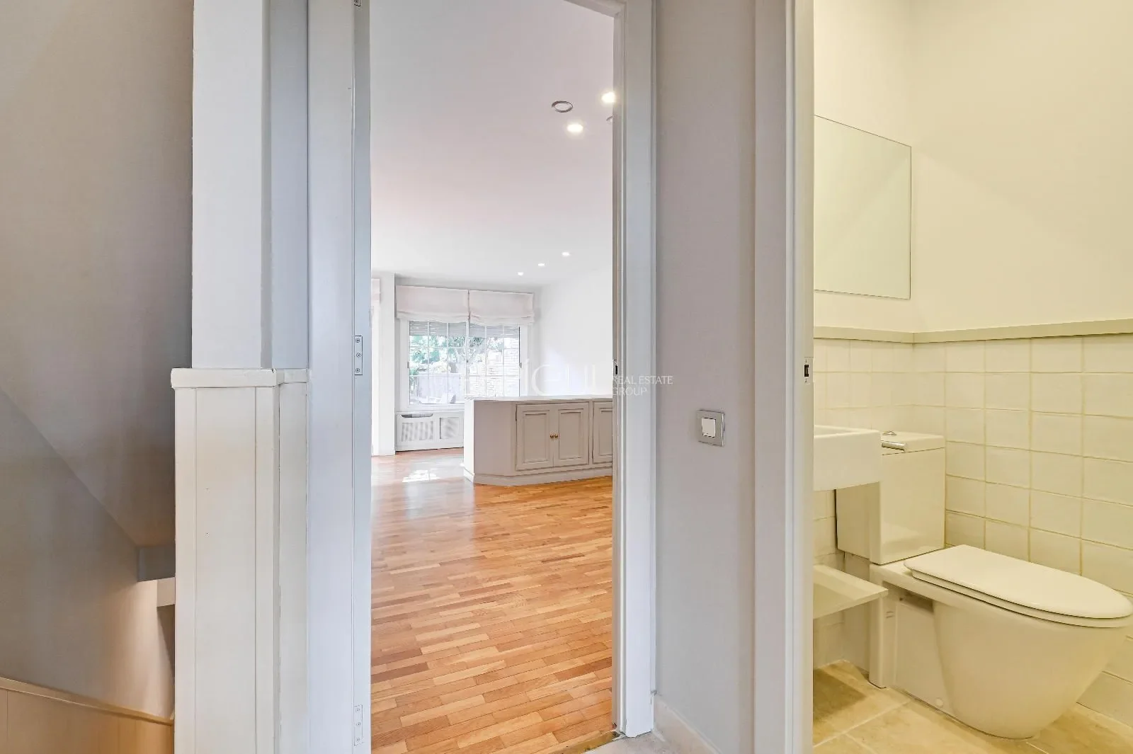 Gallery photo 4