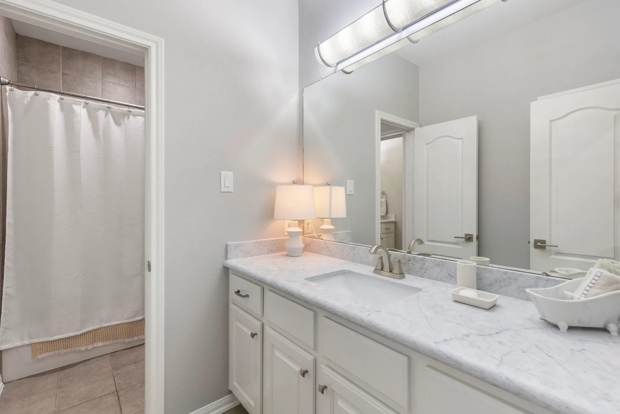10 Mill Point Place, The Woodlands, TX 77380, The Woodlands, Texas, United States. - Photo 20