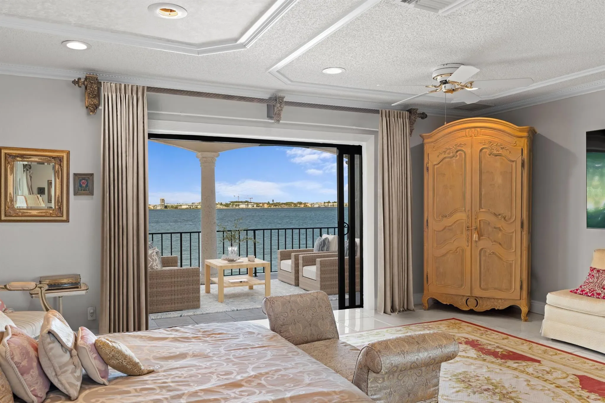 1010 Pine Point Road, Riviera Beach, Florida, United States. - Photo 42