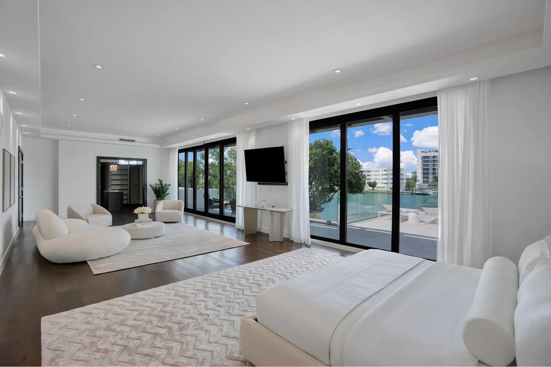 100 Bal Bay Dr, Bal Harbour, Florida, United States. - Photo 19