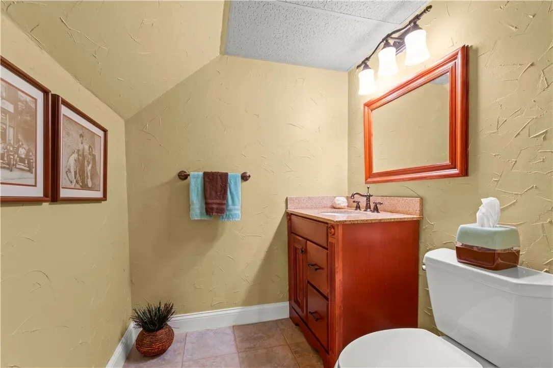 203 King Richard, Mcmurray, PA 15317, Canonsburg, Pennsylvania, United States. - Photo 9