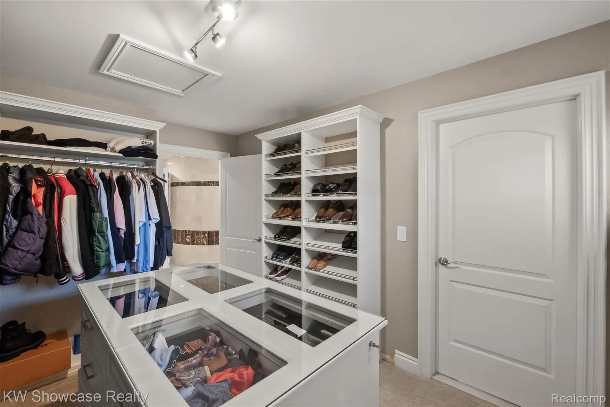 Gallery photo 5
