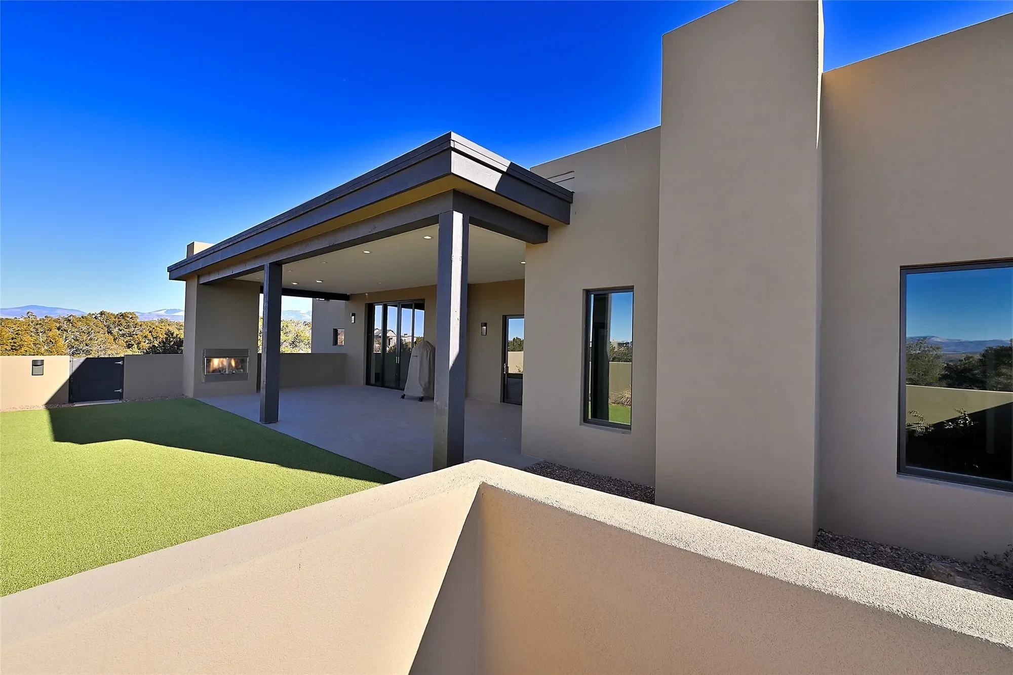 Gallery photo 11