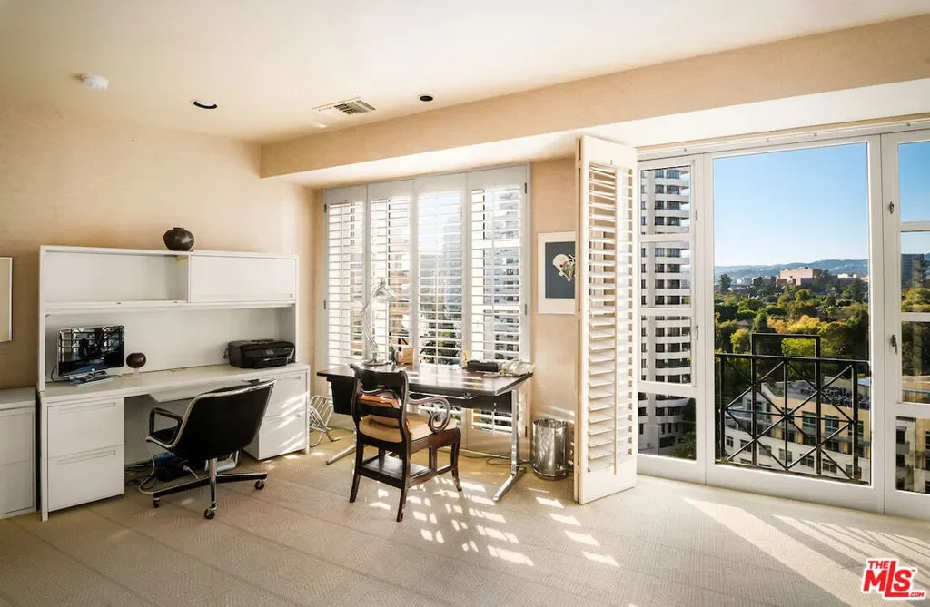 10580 Wilshire Boulevard 45, Los Angeles, California, United States. - Photo 4