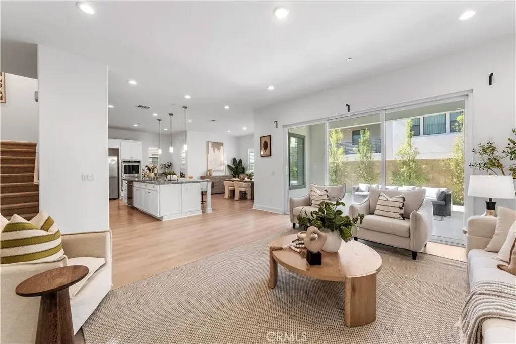 105 Shear, Irvine, California, United States. - Photo 4