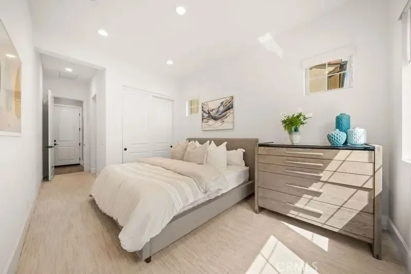 90 Rockinghorse, Irvine, California, United States. - Photo 9