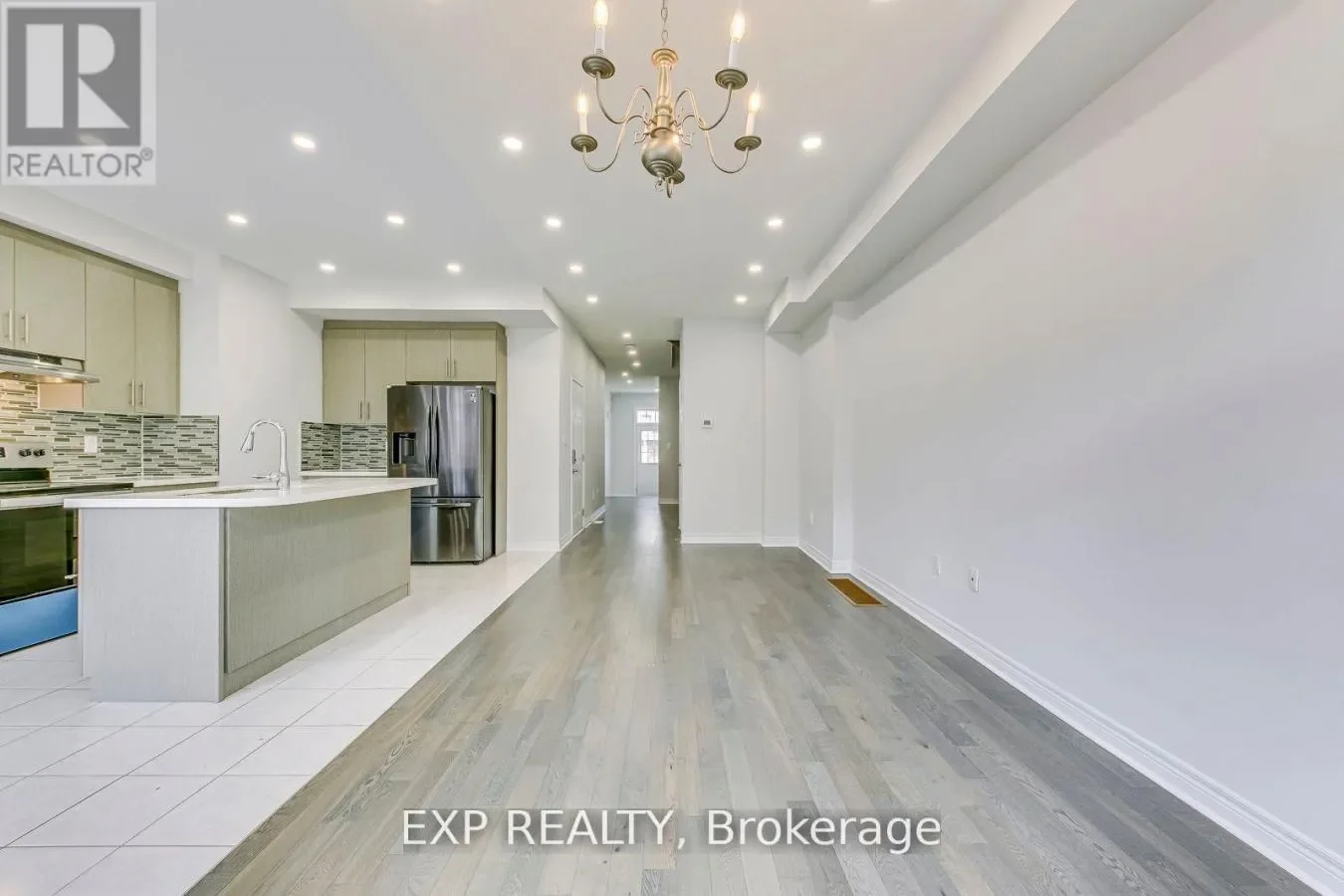 142 TOUCAN TRAIL, Oakville, Ontario, Canada. - Photo 1