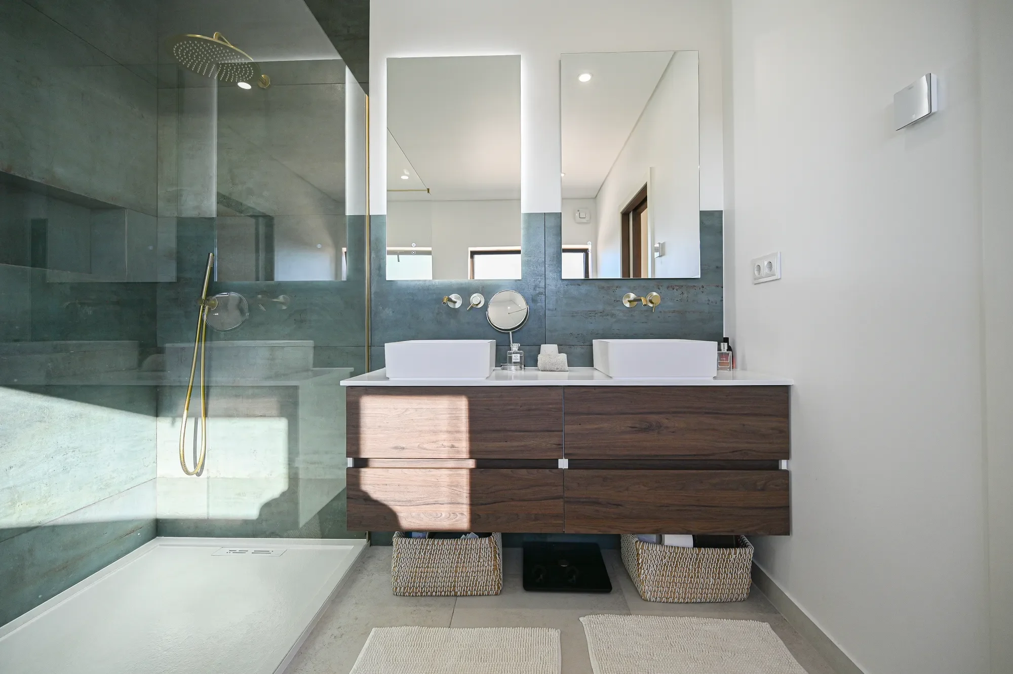 Gallery photo 7