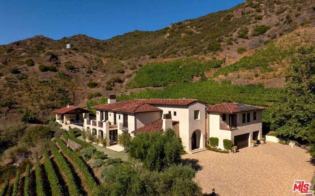 33330 Hassted Drive, Malibu, California, United States. - Photo 42