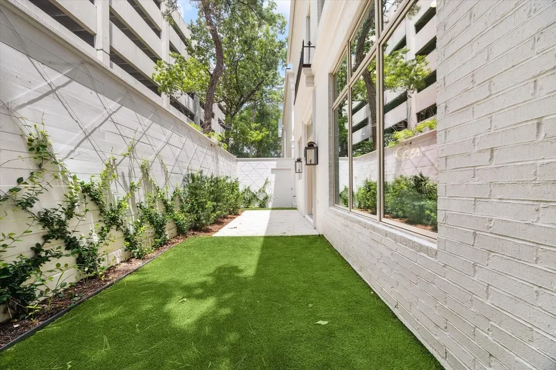 10 Wentworth Square Avenue, Houston, Texas, United States. - Photo 4
