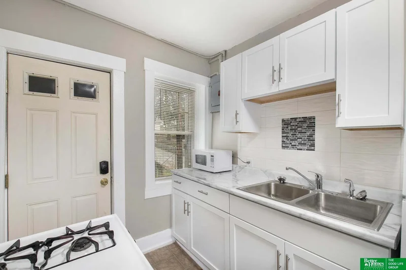 3155 Jackson Street, Omaha, NE 68105, Omaha, Nebraska, United States. - Photo 20