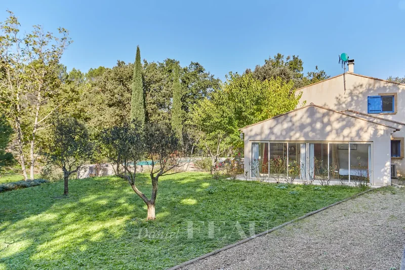 Aix en Provence countryside – A superb property