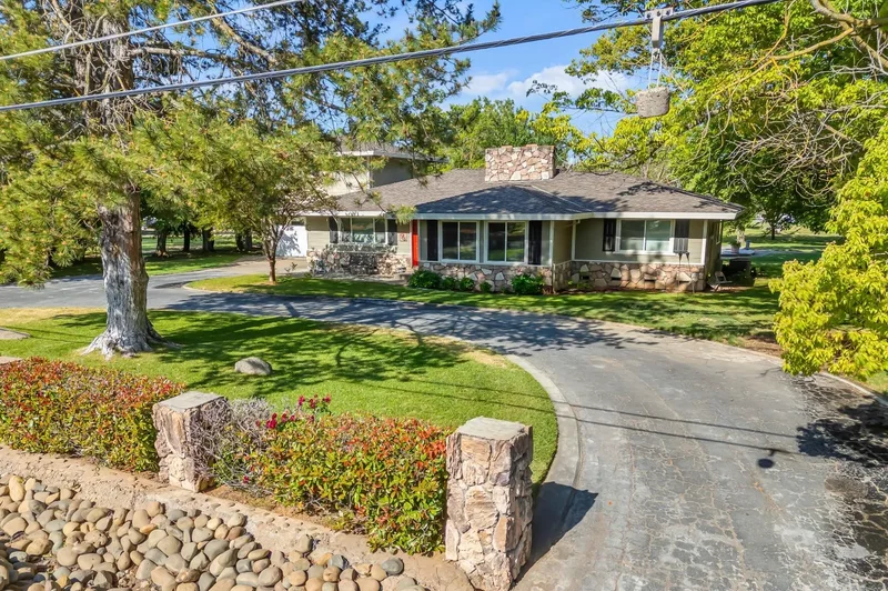 8730 Bamarcia Drive, Elk Grove, CA 95624, Elk Grove, California, United States. - Photo 42