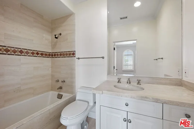 6015 Galahad Rd, Malibu, CA 90265, Malibu, California, United States. - Photo 24