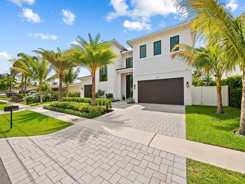 2420 NE 48th St, Lighthouse Point, Florida, United States. - Photo 50