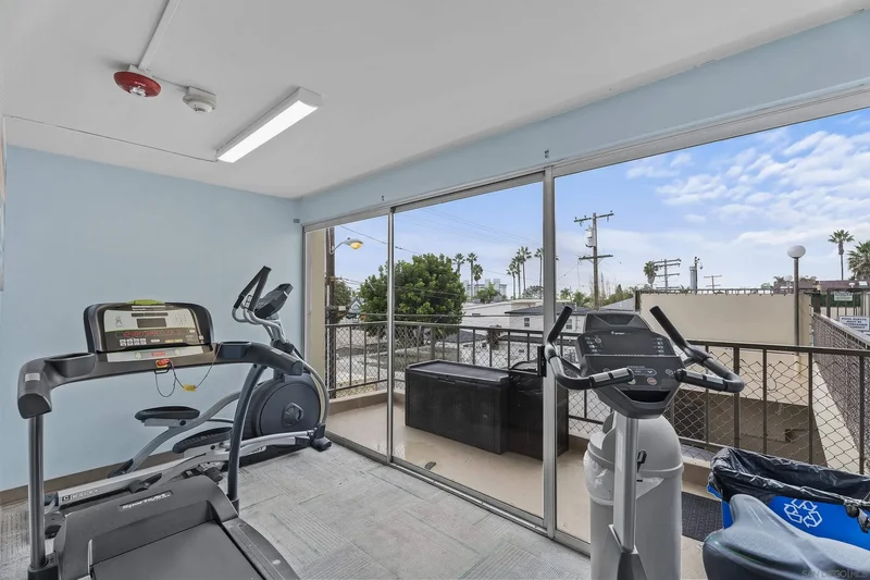 4944 Cass St 604, San Diego, California, United States. - Photo 28