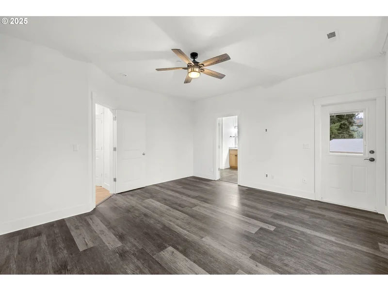 18308 NE NEER CIR, Amboy, WA 98601, Amboy, Washington, United States. - Photo 15