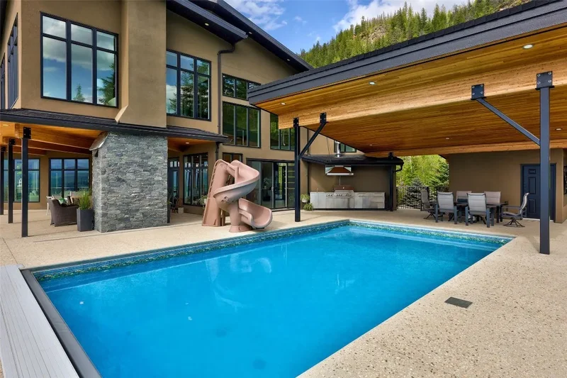 3655 McBride Road, Blind Bay, British Columbia, Canada. - Photo 12