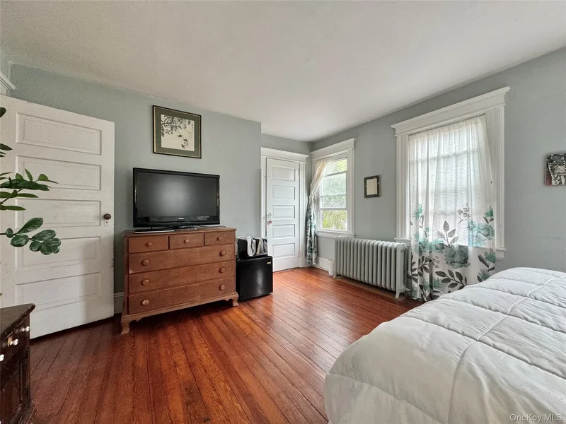 32 Herbert Avenue, Port Washington, NY 11050, Port Washington, New York, United States. - Photo 10