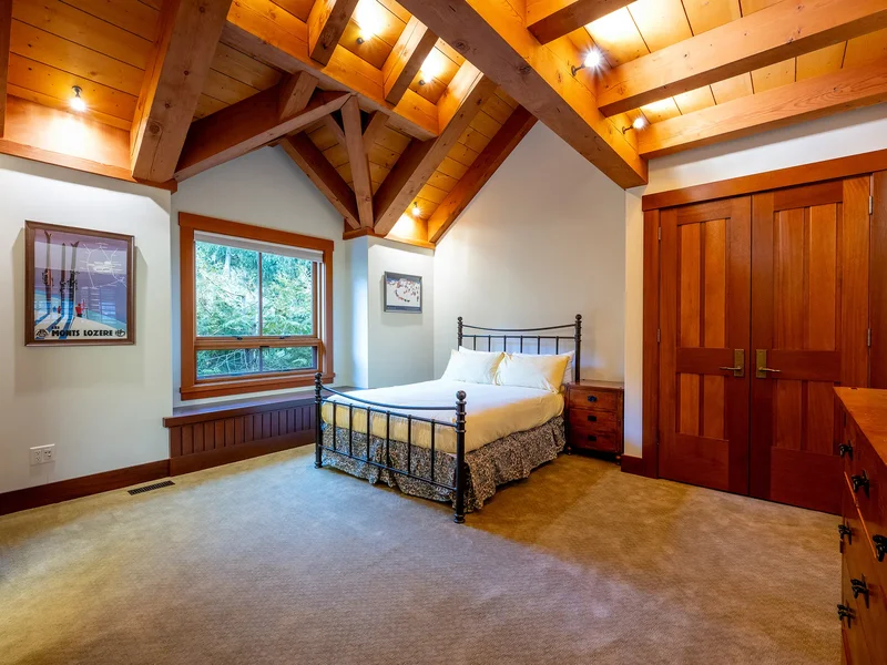 2219 Lake Placid Road, Whistler, CANADA, Whistler, British Columbia, Canada. - Photo 23