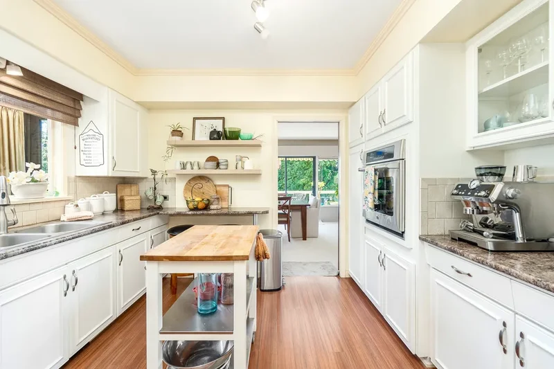 792 Anderson Crescent, West Vancouver, BC V7T 1S5, Canada, West Vancouver, British Columbia, Canada. - Photo 15