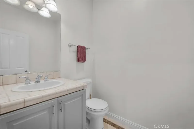 2213 Carnegie Lane A, Torrance, California, United States. - Photo 28