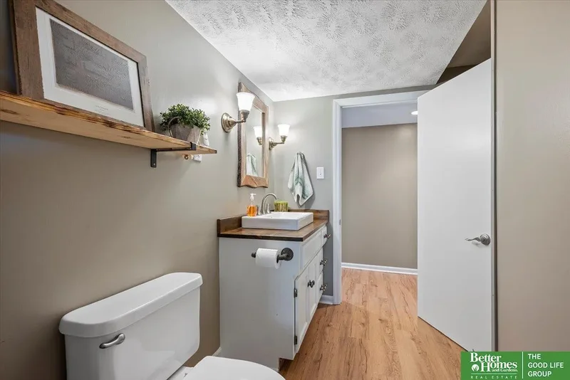 802 N Fillmore Street, Papillion, NE 68046, Papillion, Nebraska, United States. - Photo 52