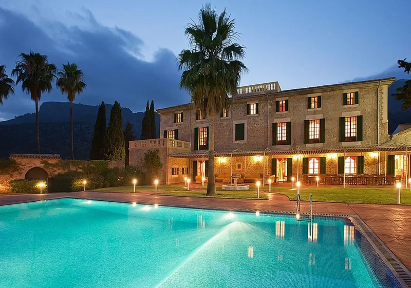 Imposing 17th century mansion with breathtaking views in Valldemossa