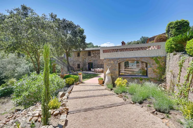 Exclusive Fully Renovated Country House in Mont-ras, Baix Empordà