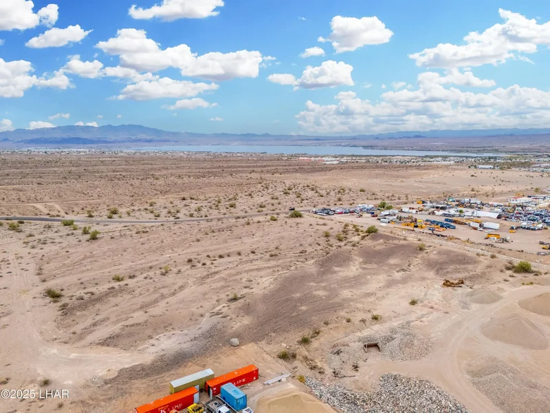0000 Chenoweth Rd, Lake Havasu City, AZ 86404, Desert Hills, Arizona, United States. - Photo 19